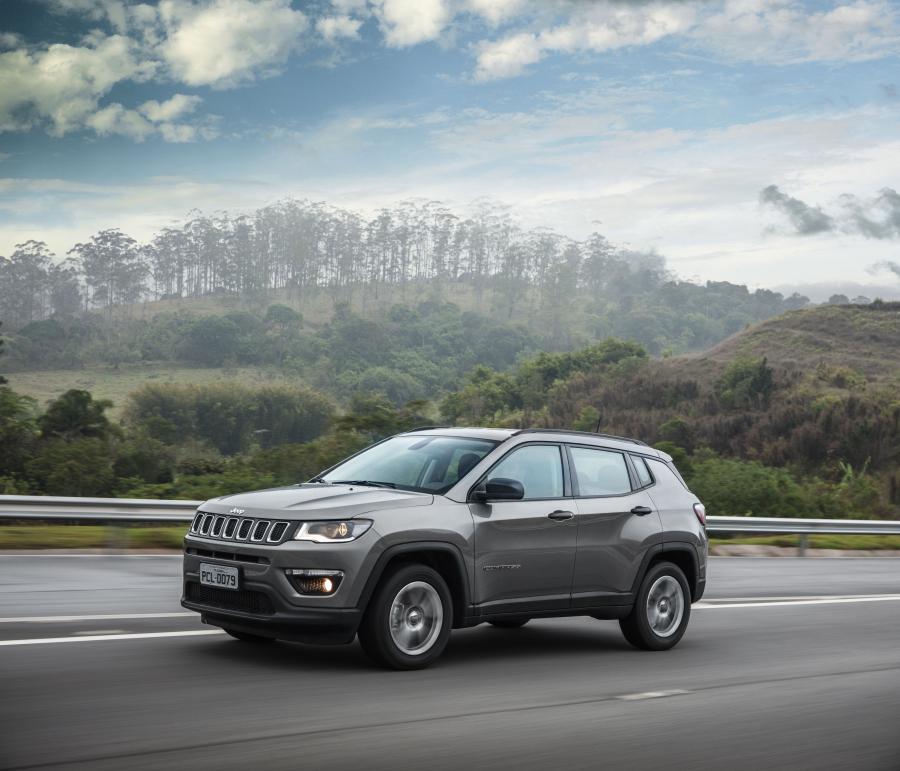  Jeep Compass Sport 2016 года  (LA) (фото 9 из 12)